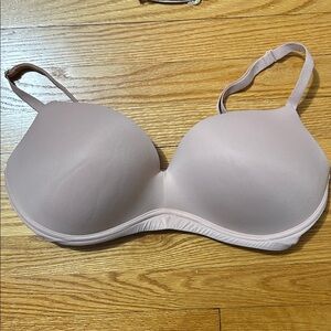 Seamless Pink Bra
